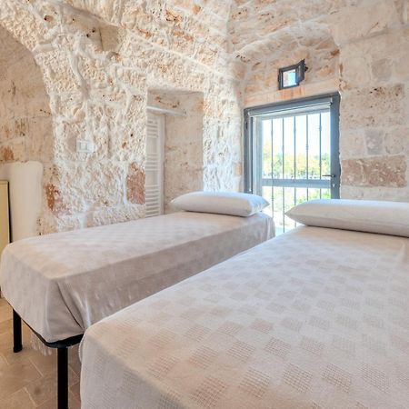 Вилла Trullo Amelie Остуни Экстерьер фото