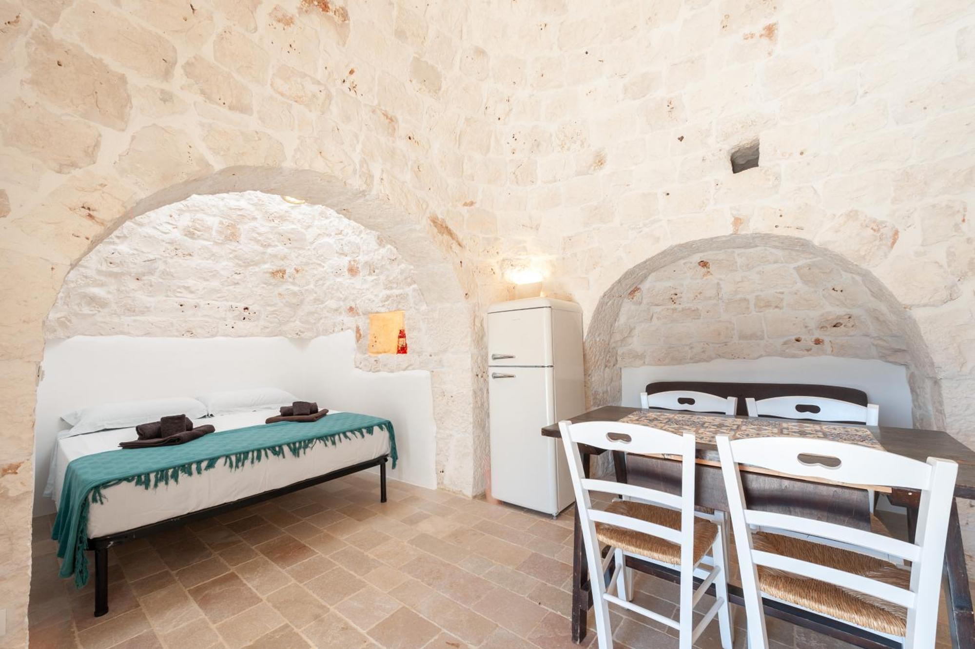 Вилла Trullo Amelie Остуни Экстерьер фото