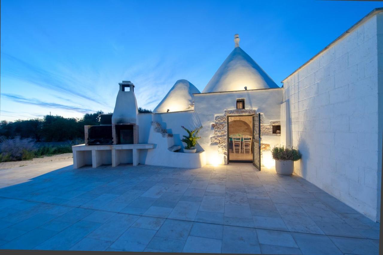 Вилла Trullo Amelie Остуни Экстерьер фото