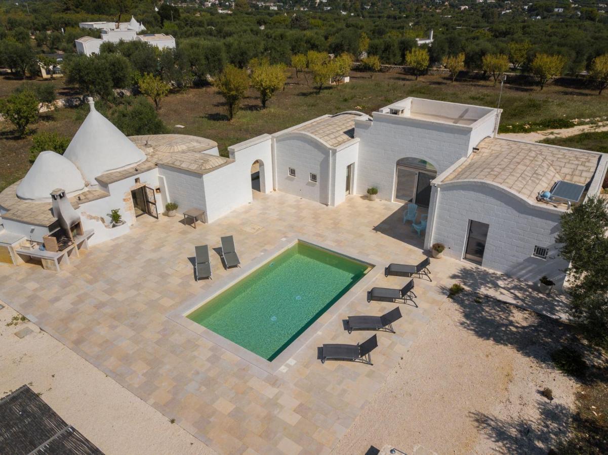 Вилла Trullo Amelie Остуни Экстерьер фото